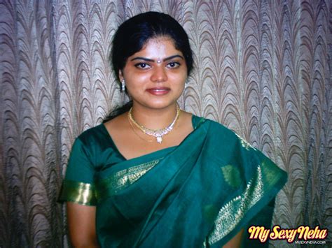 India Nude Neha In Traditional Green Saree Xxx Dessert Picture