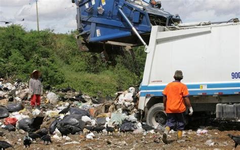 Lixo Recolhido Em Manaus Soma Quase 400 Mil Toneladas No Primeiro