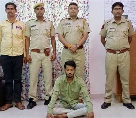 Youth Arrested For Selling Smack From Pratapgarh Smugglers In Hindaun