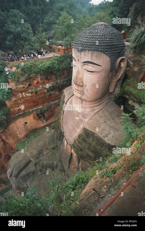 China, Sichuan, Le Shan, Lingyun Hill, Dafo or Great Buddha, enormous ...