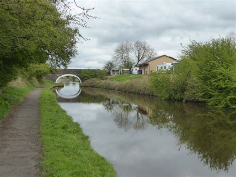 Approaching Side Beet Bridge Kevin Waterhouse Cc By Sa 2 0