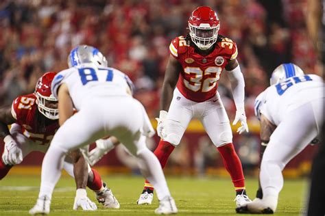 Chiefs News: 5 roster moves and 2 players out of Wednesday practice ...