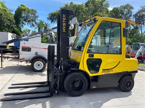 Hyster H70ft Lp Forklift Enclosed Cab Heat And Ac 7000 Lb Capcity 1878 Height Cap Tilt Si