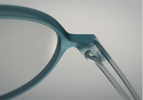 Screwless Hinge For Eye Glasses Tailor Made Glasses And Bespoke Glasses