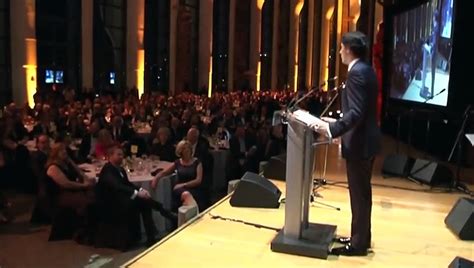 Pm Trudeau And Wife Sophie Let Loose At Press Gallery Dinner Vidéo