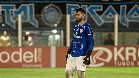 Ap S Jogos Goleiro Thiago Coelho Deixa O Paysandu R Dio Clube Do Par