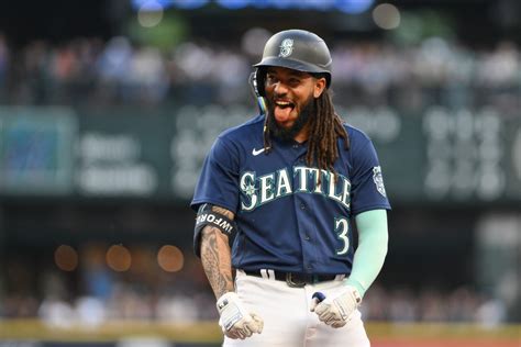 Seattle Mariners Lose Starting Shortstop to Injury at Start of Crucial ...