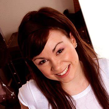 Penelope Heart Babe Page Watch This Pornstar On FreeOnes