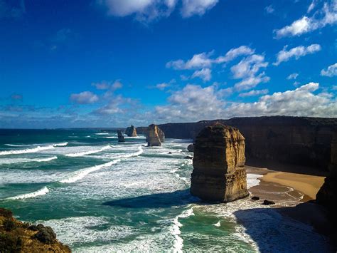 Great Ocean Road - The 12 Apostles - The Aussie Nomad