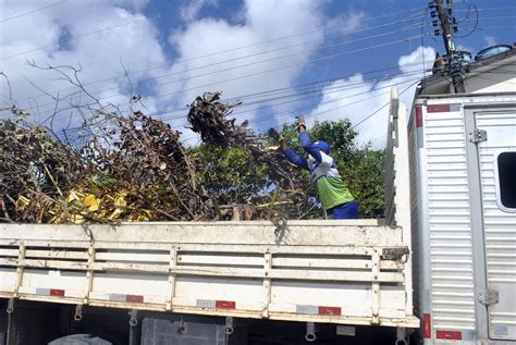 Emlur Executa Coleta De Entulhos Em Bairros De Jo O Pessoa