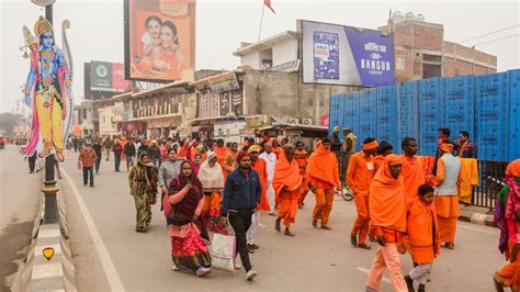 Ram Mandir Ayodhya Live Updates January 26 Devotees Visit Temple