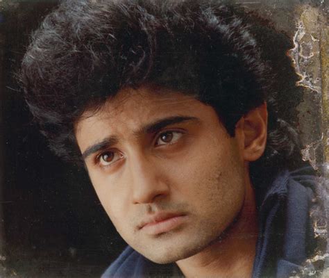 Vivek Mushran movies, filmography, biography and songs - Cinestaan.com