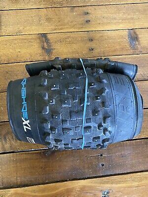 Vee Tire Co Snowshoe Xl Tire X Clincher Blk Tpi Studded Silica