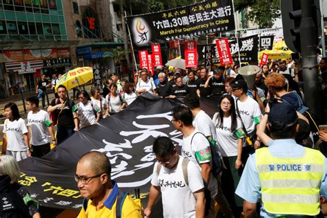 Thousands In Hong Kong Commemorate 1989 Tiananmen Protests Pbs News