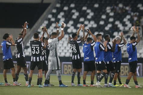 Veja A Provável Escalação Do Botafogo Para Enfrentar O Bangu No