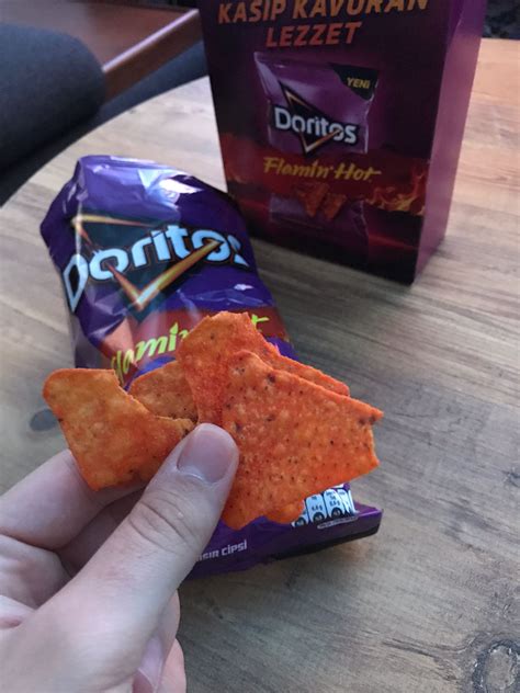 Doritos Flamin Hot Denebunu