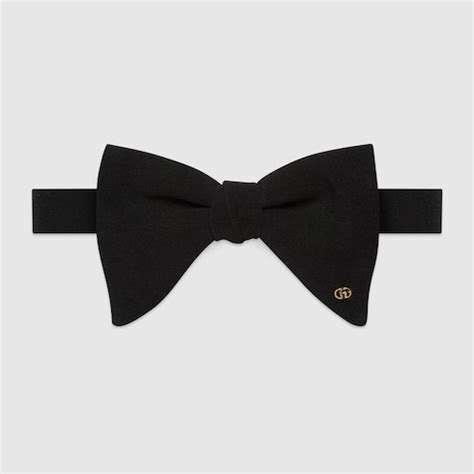 Silk crêpe bow tie in black | GUCCI® US