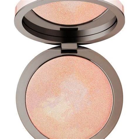 Delilah Pure Light Compact Illuminating Powder 399 Dkk