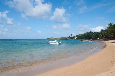 Martinique plage des Salines et presqu île de la Caravelle