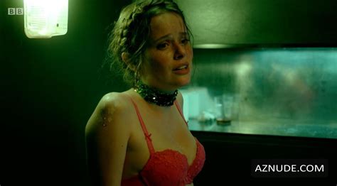 Clique Nude Scenes Aznude