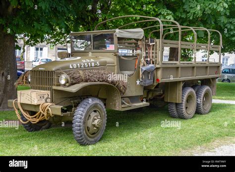 World War 2 Us Army Gmc Cckw 2½ Ton 6x6 Truck In Sainte Marie Du Mont