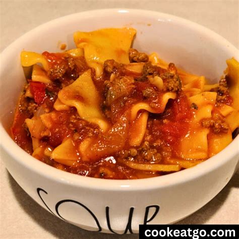 Easy Crockpot Lasagna Soup Recipe Cook Eat Go