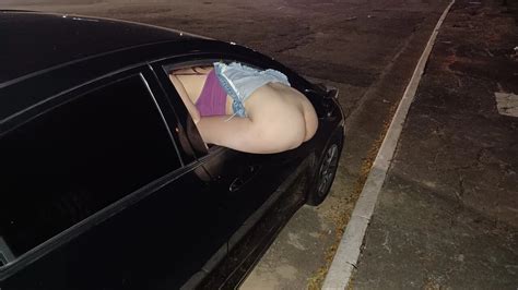 Milf Ehefrau lässt sich am Parkplatz von fremden Ficken xHamster
