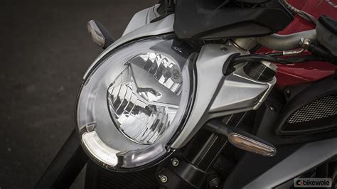 MV Agusta Brutale 800 Tail Lamp Image – BikeWale