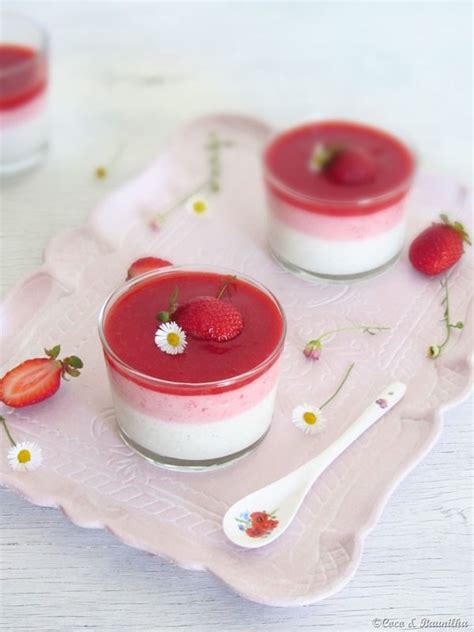 Panna Cotta De Iogurte E Baunilha Mousse De Morango Coco E