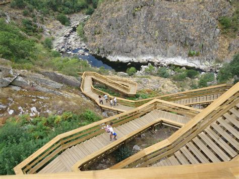 Banco de imagens Pista ponte passos reservatório escadas a