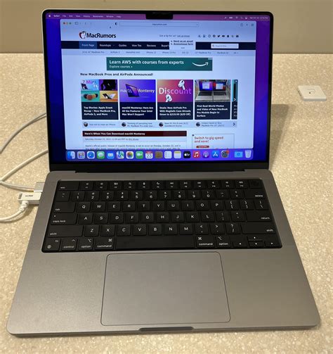 New Images Offer Even Closer Look at New 14-Inch MacBook Pro - MacRumors