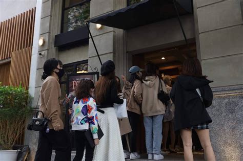 V A M I C P B N H N I Th Ng Hi U C Ph Hot Hit N Y C G M Gi I Tr Thi Nhau X P H Ng D I