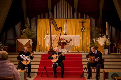 Célébration de lApocalypse de Saint Jean à léglise de Sainte Thérèse