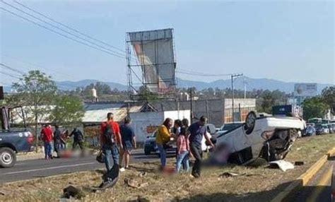 Accidente En La Carretera Morelia Salamanca Deja Personas Lesionadas