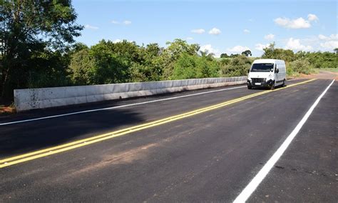 Parapu Obra Da Ponte Sobre O C Rrego Da On A Foi Liberada Folha