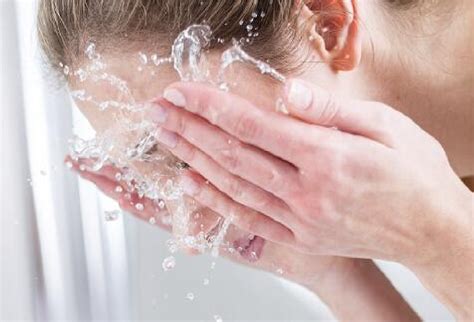 Here’s What Happen If You Wash Your Face With Cold Water | Pragativadi ...