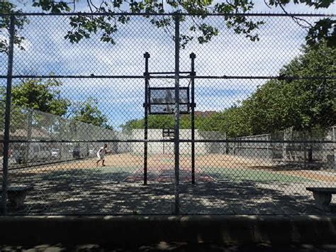 Jackie Robinson Park Playground : NYC Parks