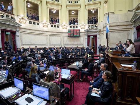 Ley de Bases y paquete fiscal quiénes son los senadores que podrían