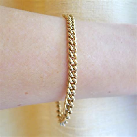 Ct Graduated Curb Link Bracelet