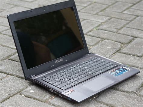 Laptop 2 Jutaan ASUS X45U AMD E2 Jual Beli Laptop Bekas Kamera