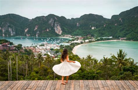 The Phi Phi Islands, Thailand: A Complete Guide - Scratch your mapa