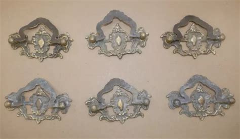 DECO ANCIENNE LOT DE 6 POIGNEES STYLE REGENCE Pour MEUBLE En BRONZE