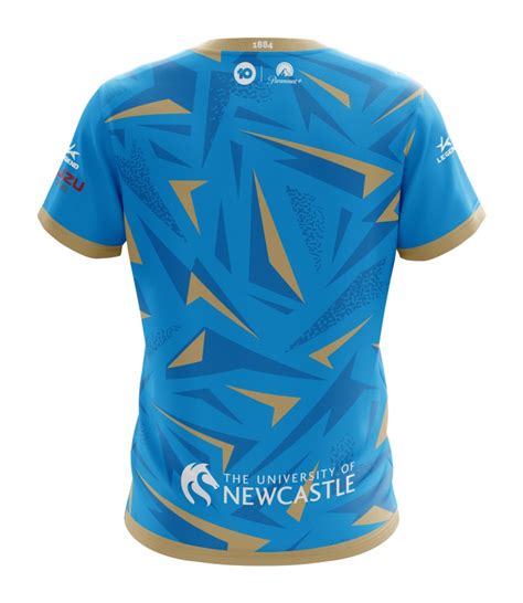 Newcastle Jets 2022-23 GK Kit