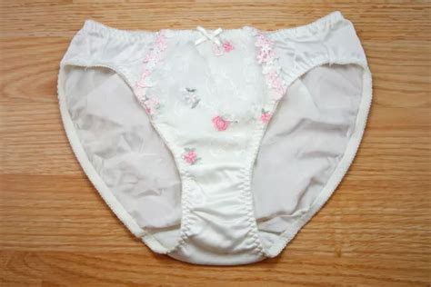 VINTAGE JAPANESE NYLON Shiny Slippery Pretty Cute White Bikini Panty