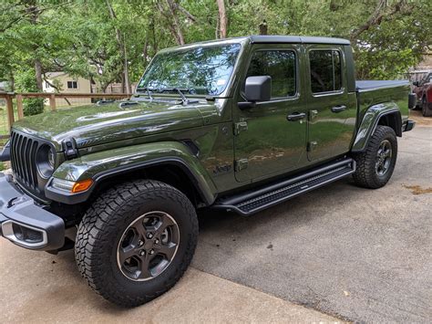 Go Rhino Dominator Xtreme D1 Side Step Install Jeep Gladiator JT