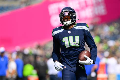 Seattle Seahawks WATCH: DK Metcalf Snags 1st TD of Season vs. Los ...