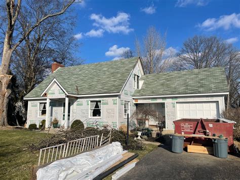 Completed Project James Hardie Siding And Trim With Cedar Accents And A New Roof Ema