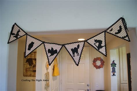 Crafting The Night Away: Halloween Banner