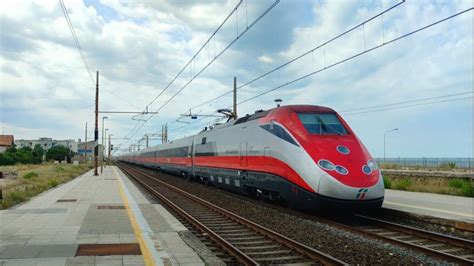 Treni Veloci In Transito Tra L Adriatica E Firenze Youtube