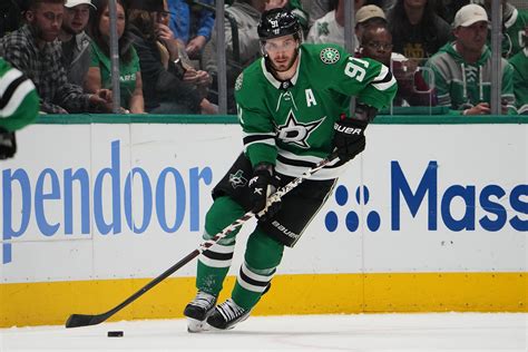 Dallas Stars' Tyler Seguin reveals engagement to girlfriend Kate Kirchof